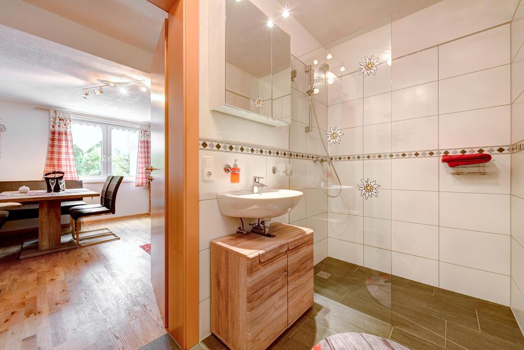 ブラントHaus Edelweissアパートメント エクステリア 写真